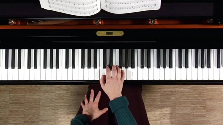 Đàn piano có 88 phím